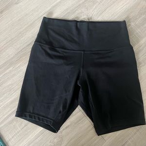 Lululemon align shorts 6” size 10